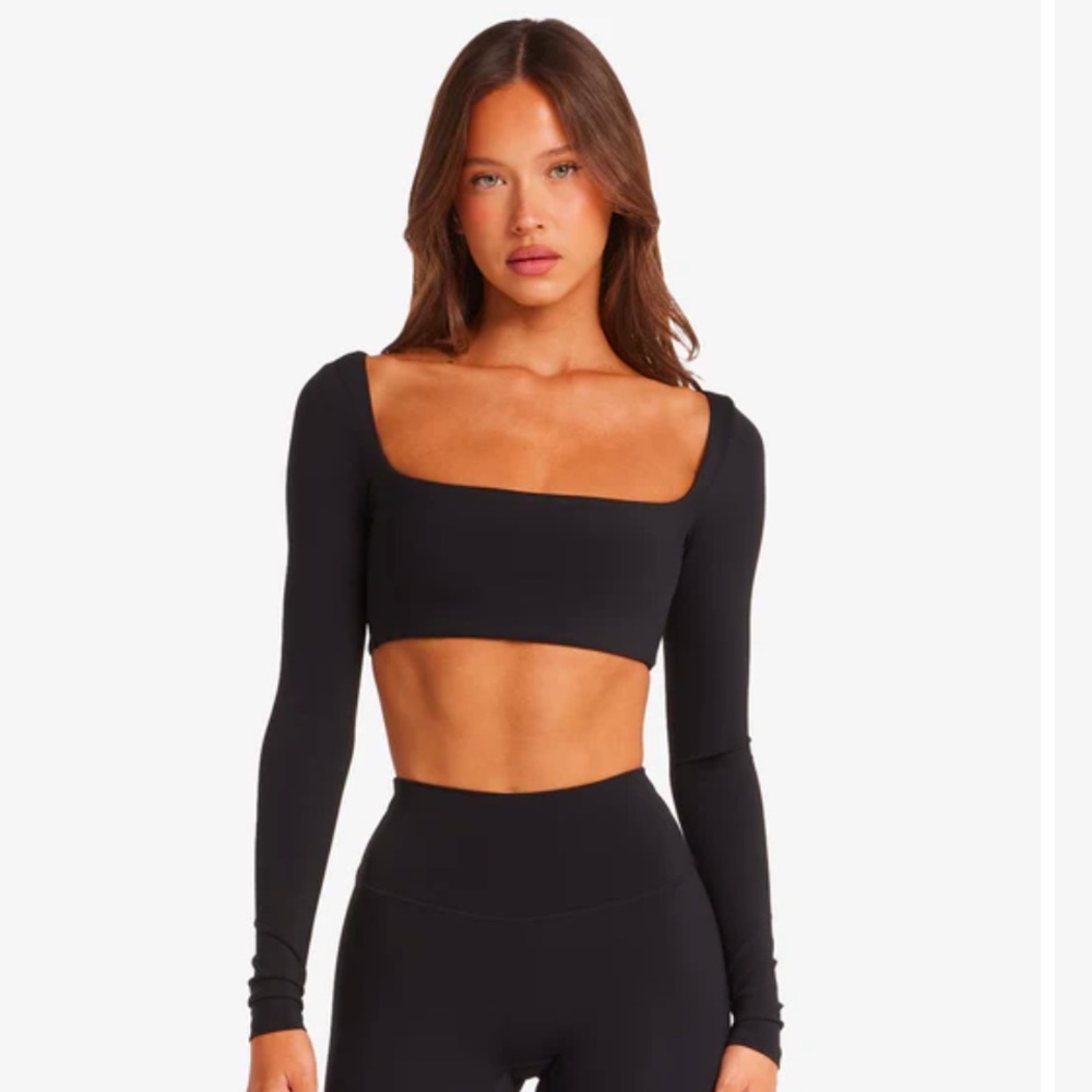 CSB Freedom Scoop Long Sleeve Top